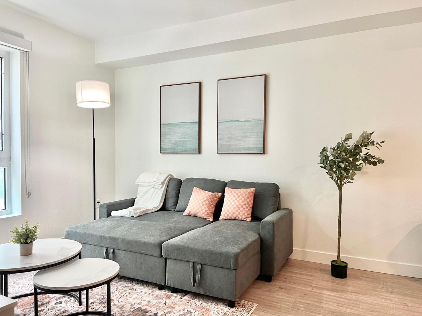 Chic Urban Retreat In Heart Of La, Steps From Attractions! Hotel Los Angeles Exterior photo