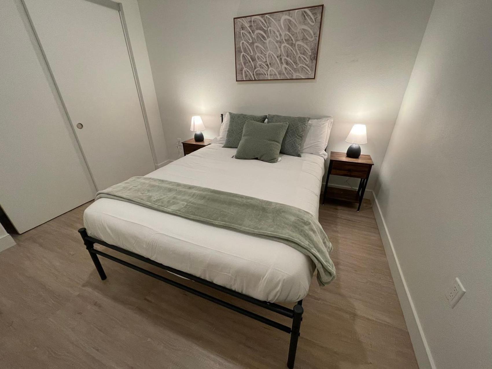 Chic Urban Retreat In Heart Of La, Steps From Attractions! Hotel Los Angeles Exterior photo