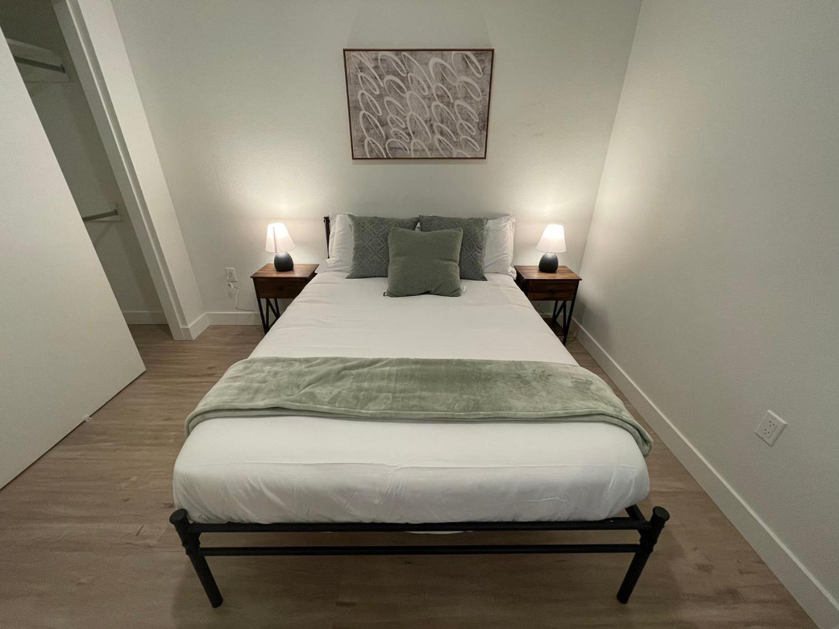 Chic Urban Retreat In Heart Of La, Steps From Attractions! Hotel Los Angeles Exterior photo