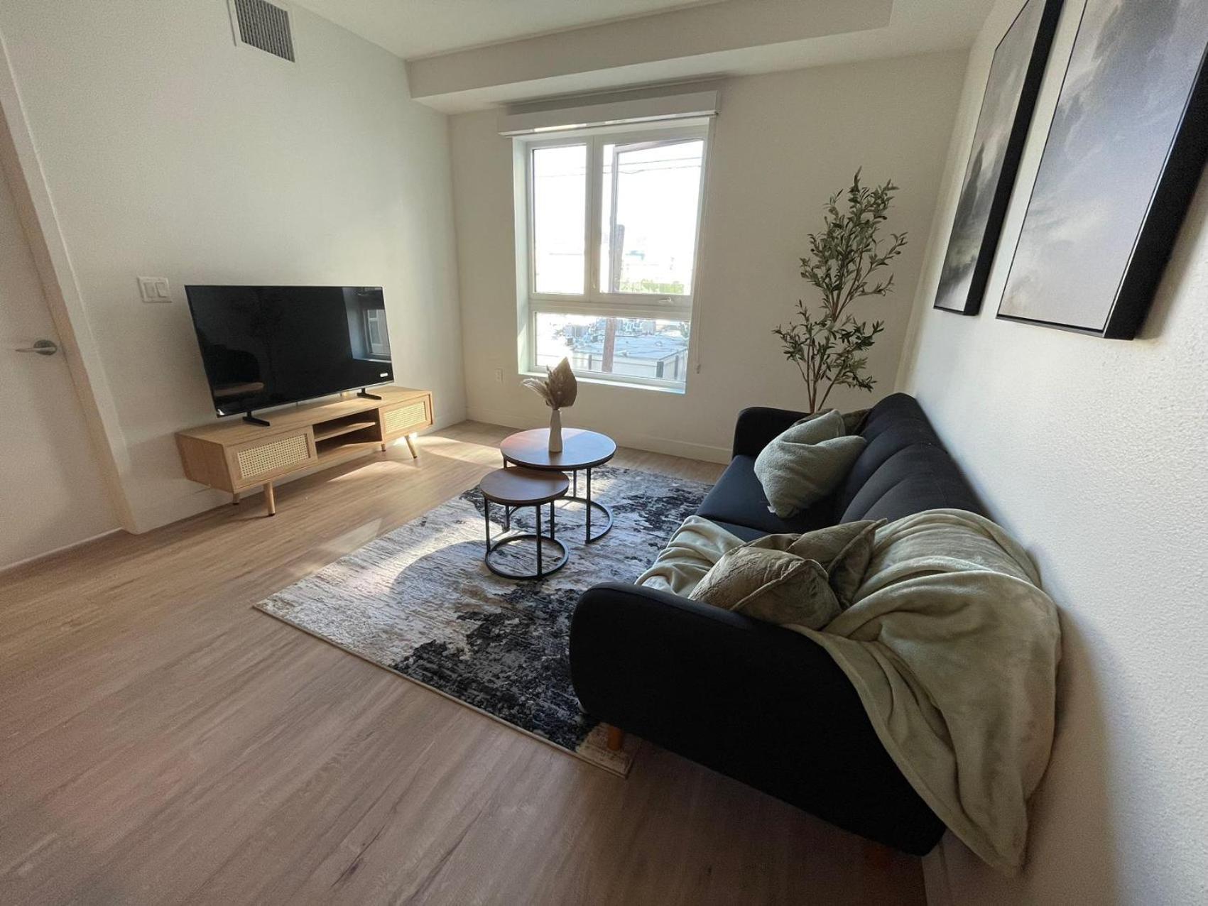 Chic Urban Retreat In Heart Of La, Steps From Attractions! Hotel Los Angeles Exterior photo