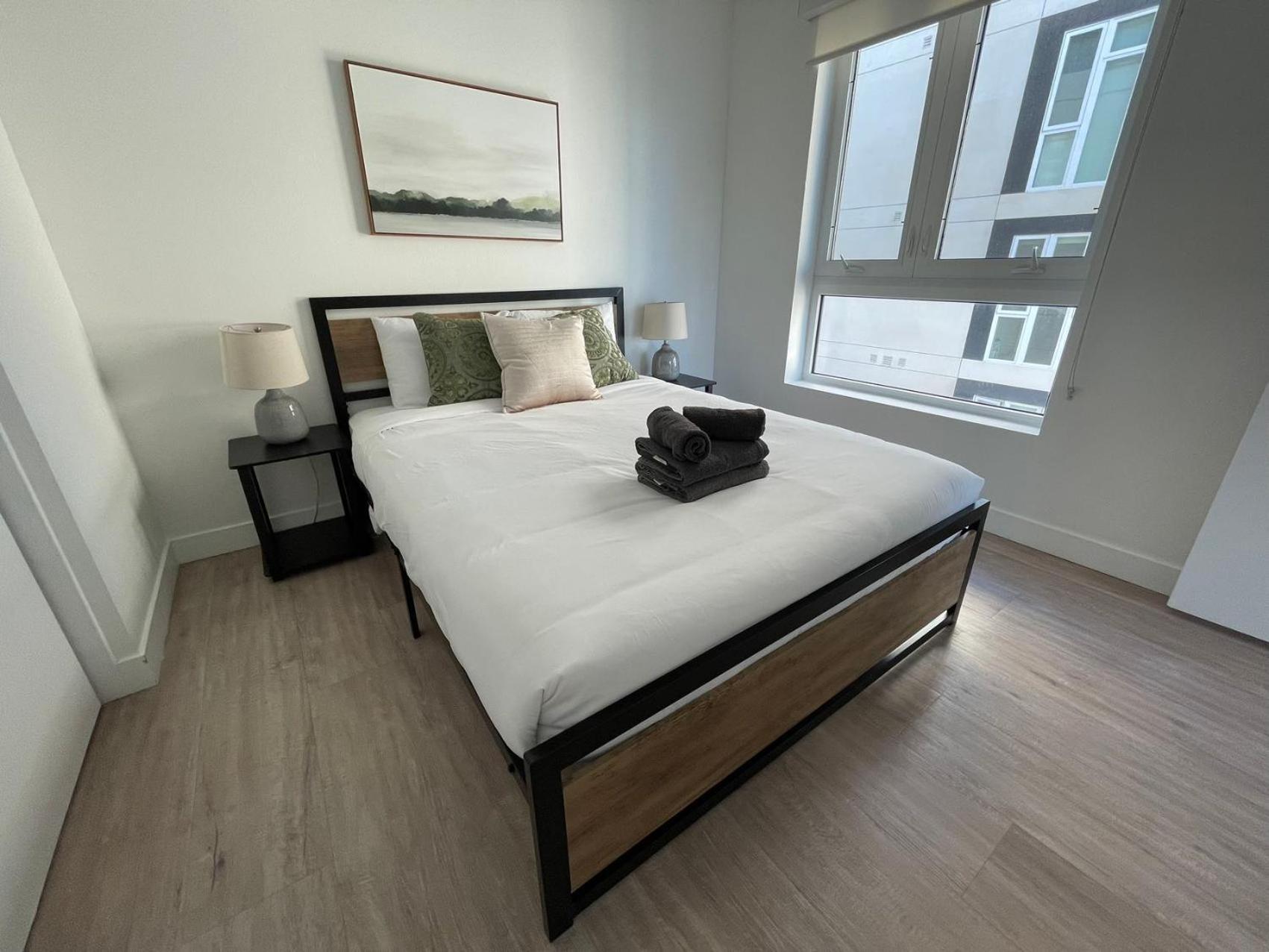 Chic Urban Retreat In Heart Of La, Steps From Attractions! Hotel Los Angeles Exterior photo