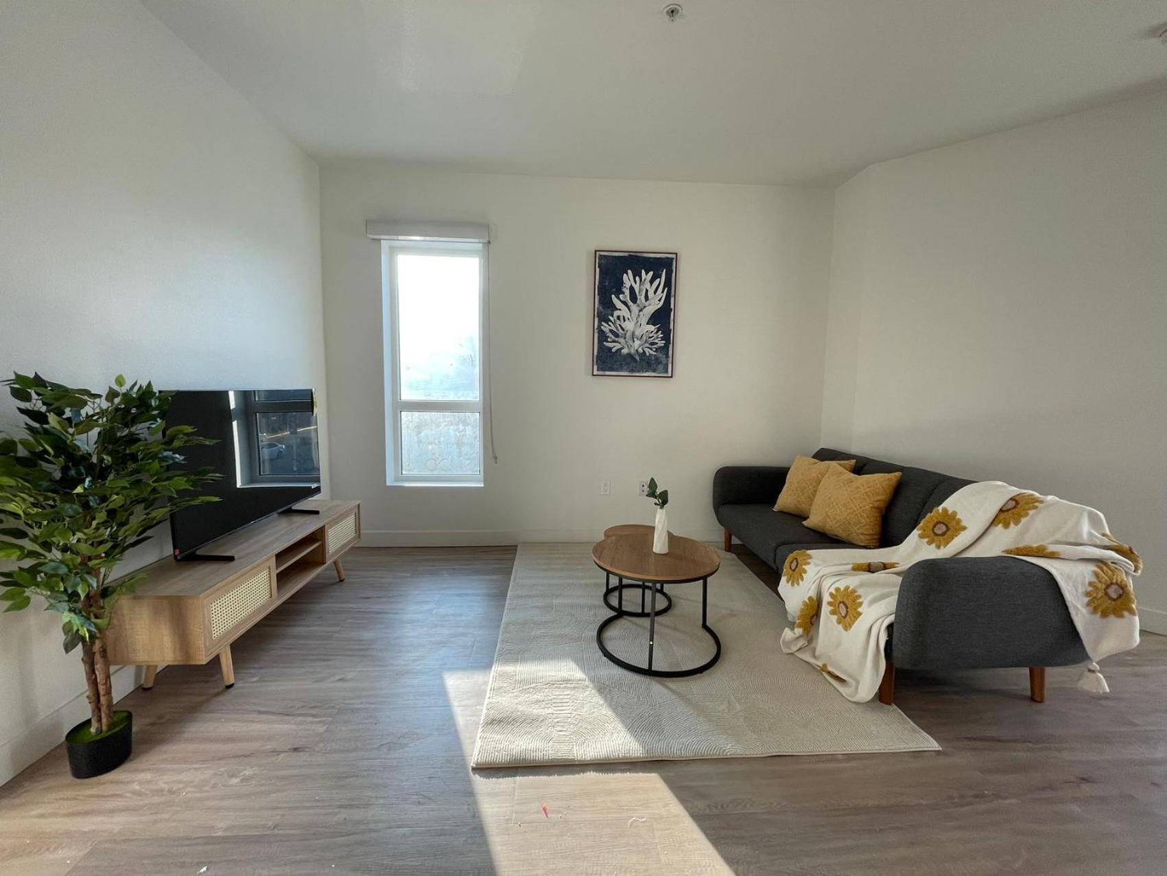 Chic Urban Retreat In Heart Of La, Steps From Attractions! Hotel Los Angeles Exterior photo